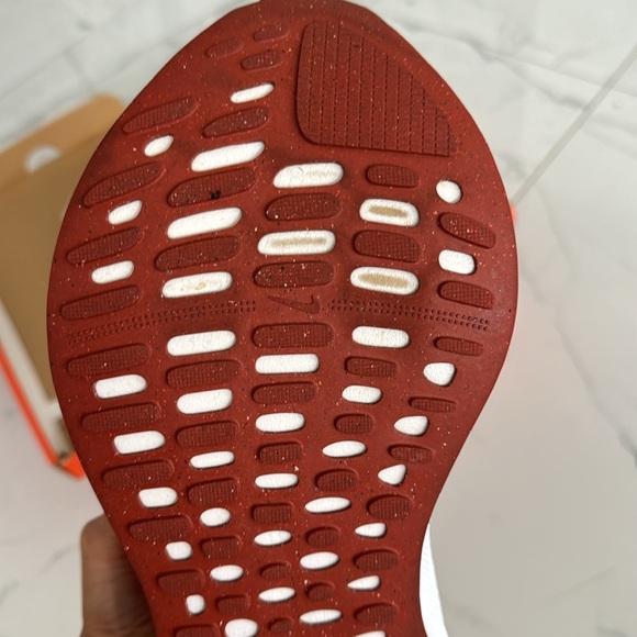 Nike Reactx infinity run 4E WIDE  US size 11 MEN LIKE NEW - Picture 5 of 7